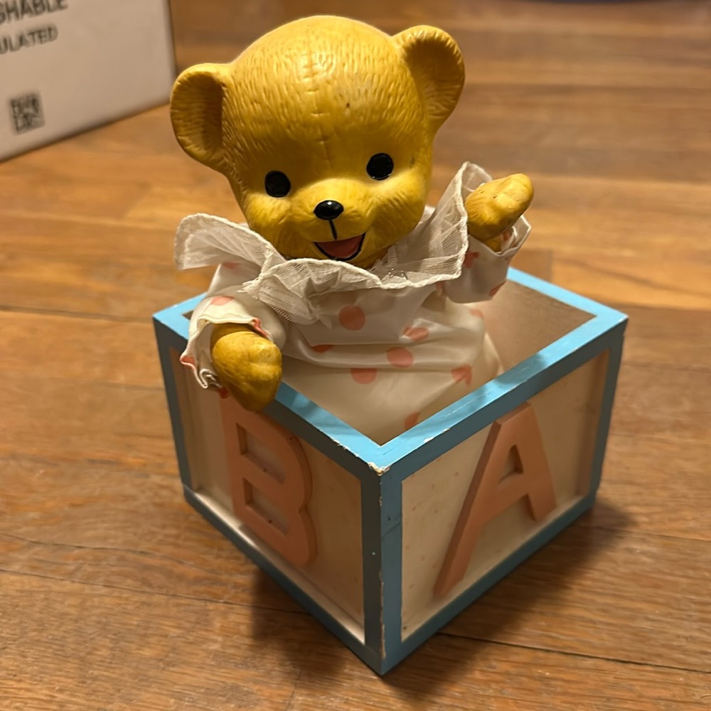 “It’s a Small World” Wind Up Bear